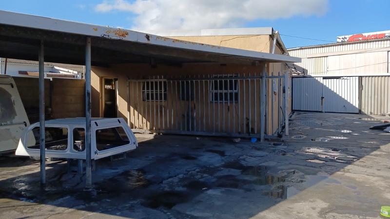 Commercial Property for Sale in Elsies River Industrial Western Cape